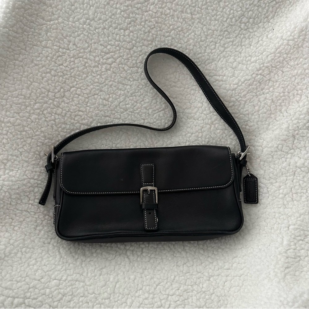 COACH West Hampton Classic Black Leather Purse No. DOS - 7784
